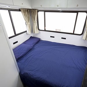 Cheapa Motorhome – 6 Berth-bed