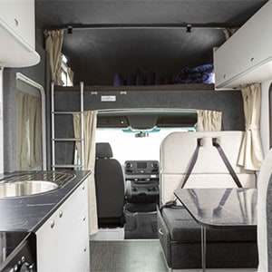 apollo-euro-deluxe-motorhome-6-berth-interior-walkthrough