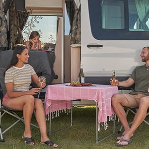 maui-ultima-plus-3-berth-motorhome-family-eating