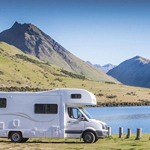 mighty-big-six-motorhome-6-berth-exterior