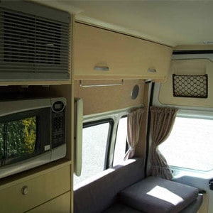 Discover NZ Deluxe ST Campervan – 2 Berth – aircon