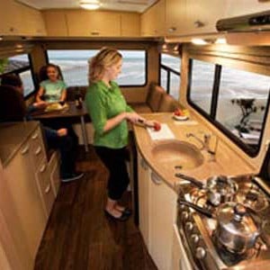 Freedom Path Blazer – 4 Berth – kitchen