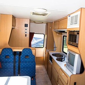 Happy 4 Motorhome-4 Berth-interior (6)