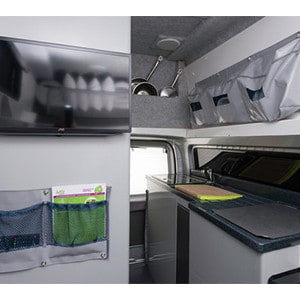 Jucy Chaser Campervan – 4 Berth – kitchen