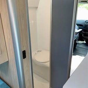 KA Esprit Motorhome – 2 Berth – toilet