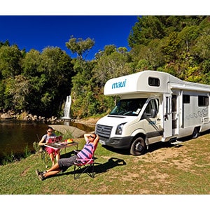 Maui Sunset Motorhome – 6 Berth – lifestyle photo