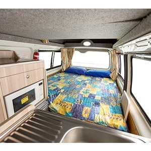 TC HiTop Trail Finder Campervan – 3 Berth – bed