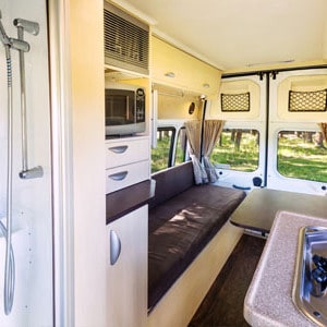 TUI Trail Seeker Deluxe – 2 Berth – shower