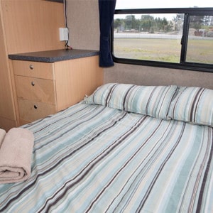 Kiwi Campervan – 4 Berth – bed