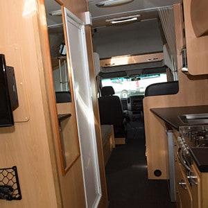 Kiwi Deluxe – 6 Berth-interior (3)