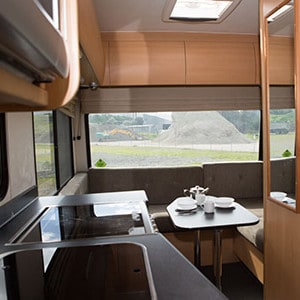 Kiwi Deluxe – 6 Berth-interior (5)