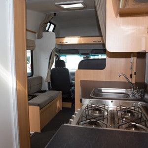 Kiwi Deluxe – 6 Berth – stove