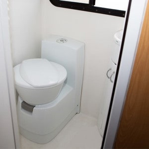 Kiwi Deluxe – 6 Berth – toilet