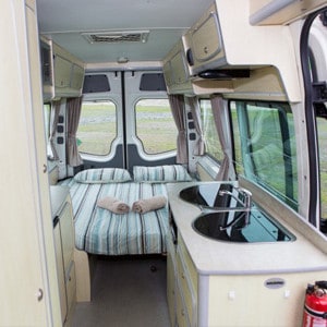 Kiwi Euro + ST – 2 Berth – internal photo 1