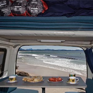 TA HiTop Campervan – 3 Berth  – table