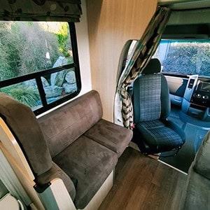 RRR Explorer Motorhome – 4-6 Berth-interior (1)