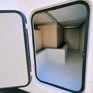 RRR Explorer Motorhome – 4-6 Berth-storage