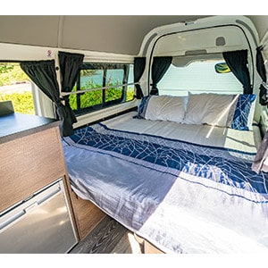 Road Runner Rentals Clubby Campervan – 2 Berth – bed