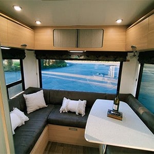 RRR Explorer Motorhome – 4-6 Berth