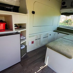 Happy Jackpot Campervan – 3 Berth-Inside-Seating