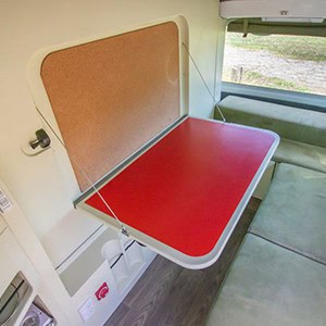 Happy Jackpot Campervan – 3 Berth-Table