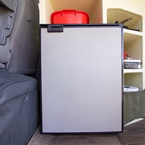 Happy Jackpot Campervan – 3 Berth-fridge (2)