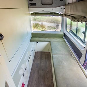 Happy Jackpot Campervan – 3 Berth-interior (1)