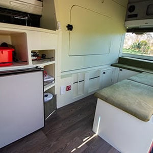 Happy Jackpot Campervan – 3 Berth-interior (3)