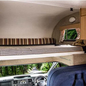 RVR Self Contained Campervan – 6 Berth – overhead bed