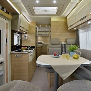 mcrent-compact-plus-motorhome-3-berth-interior