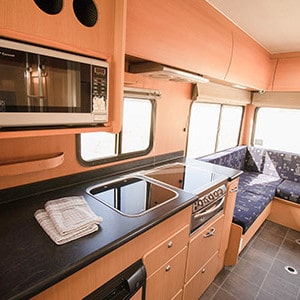 BC ST Familia 5 – 5 Berth-kitchen