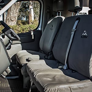 HE ST – 2+1 Berth-front seats