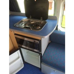 Nomad Volkswagen Hightop – 2+1 Berth – stove