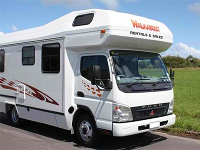 WT Mitsubishi Luxury Motorhome – 4 Berth