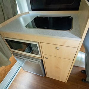 Happy Hi 4 Campervan – 4 Berth-kitchen-sink