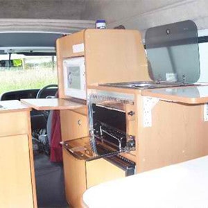 BZ Toyota Hiace HiTop Campervan – 2 to 3 Berth – stove