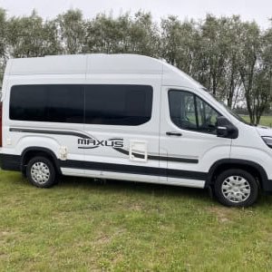 DNZ Deluxe Motorhome – 2+1 Berth Exterior Side View