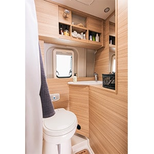 mcrent-urban-plus-campervan-3-berth-toilet