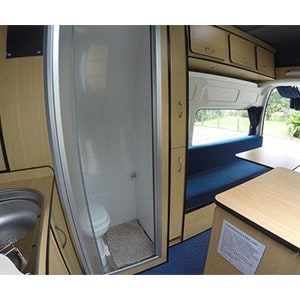 SAS Hi-Top Campervan – 3 Berth – toilet