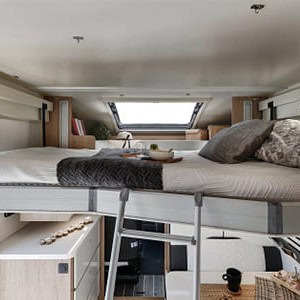 Britz Navigator Motorhome – 5 Berth-U-Shape_Drop-down bed 01