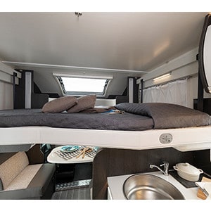 KWLJBA Motorhome – 5 Berth – upper bed