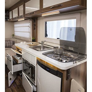 KWXJBT Motorhome – 5 Berth – kitchen