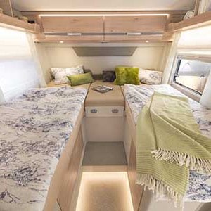 mcrent-comfort-plus-motorhome-4-berth-beds