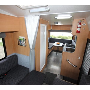 CC Motorhome – 6 Berth – internal photo (2)