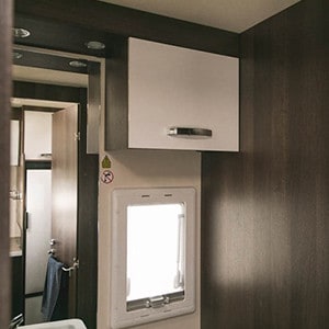 KO Ford Zefiro – 6 Berth-bathroom