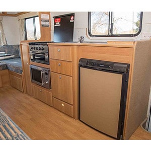 SC Double Cab Motorhome – 6 Berth – cupboard