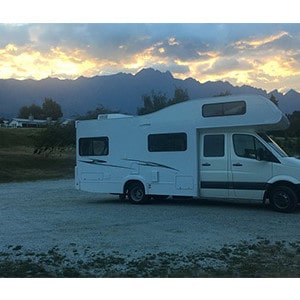 SC Double Cab Motorhome – 6 Berth – external photo