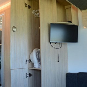 PH GEM Standard Motorhome- 4 Berth – tv