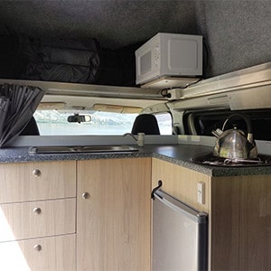 CO Campervan – 3 Berth-kitchen