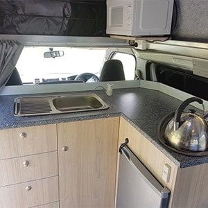 CO Campervan – 3 Berth-sink